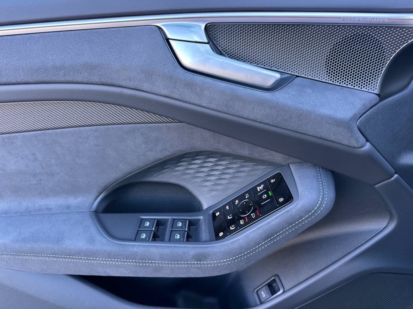 New 2026 Audi A6 Prestige AWD/4WD image 10
