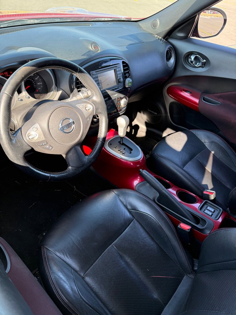 Used 2013 Nissan Juke SL image 9