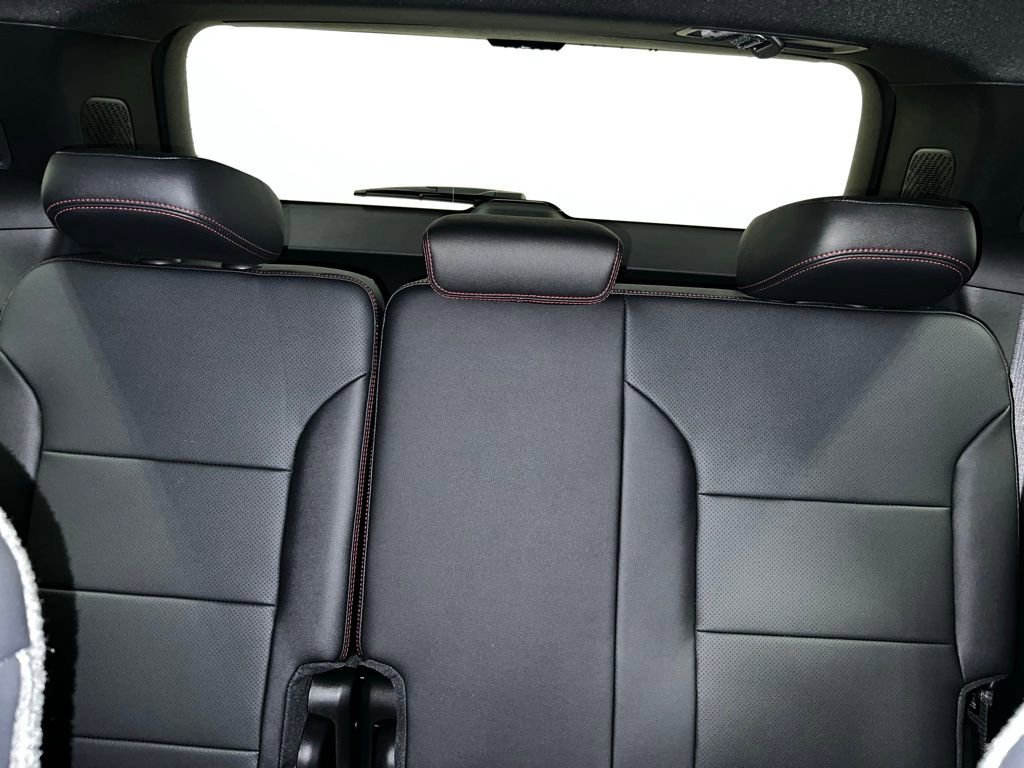 New 2026 Chevrolet Traverse RS w/ LPO, Illumination Package image 38