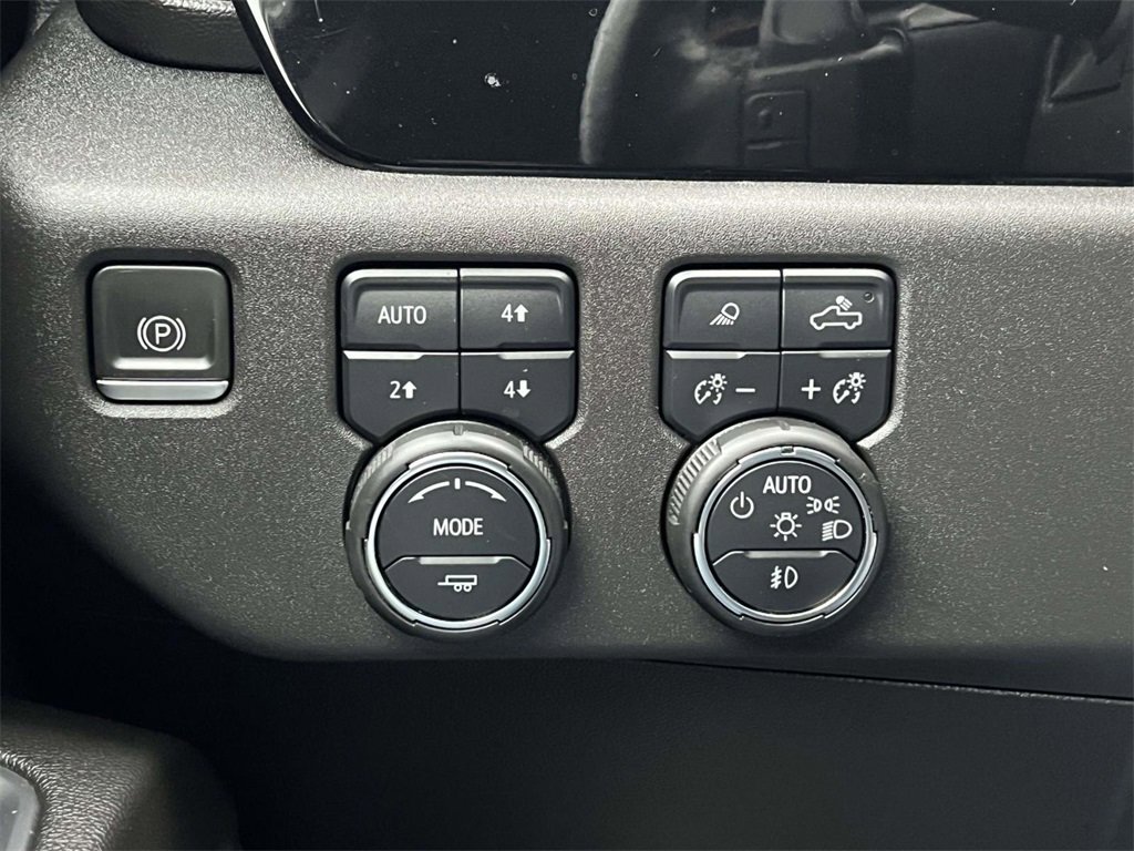 Certified 2022 Chevrolet Silverado 1500 RST w/ Convenience Package II image 26