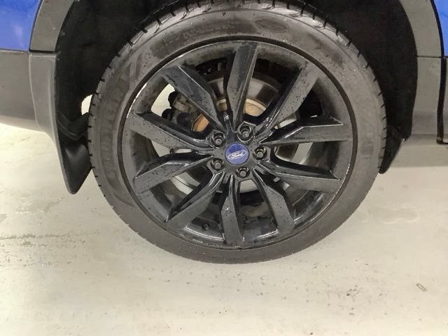 Used 2017 Ford Escape SE w/ Equipment Group 201A AWD/4WD image 8