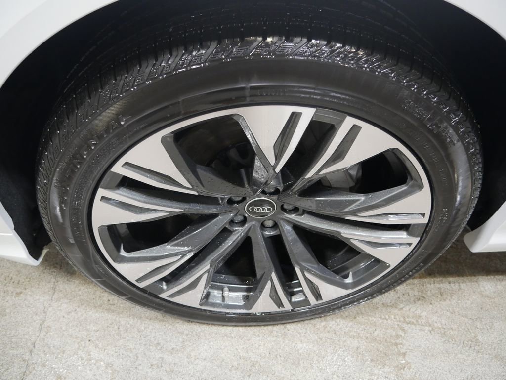 New 2026 Audi Q8 Premium Plus image 12