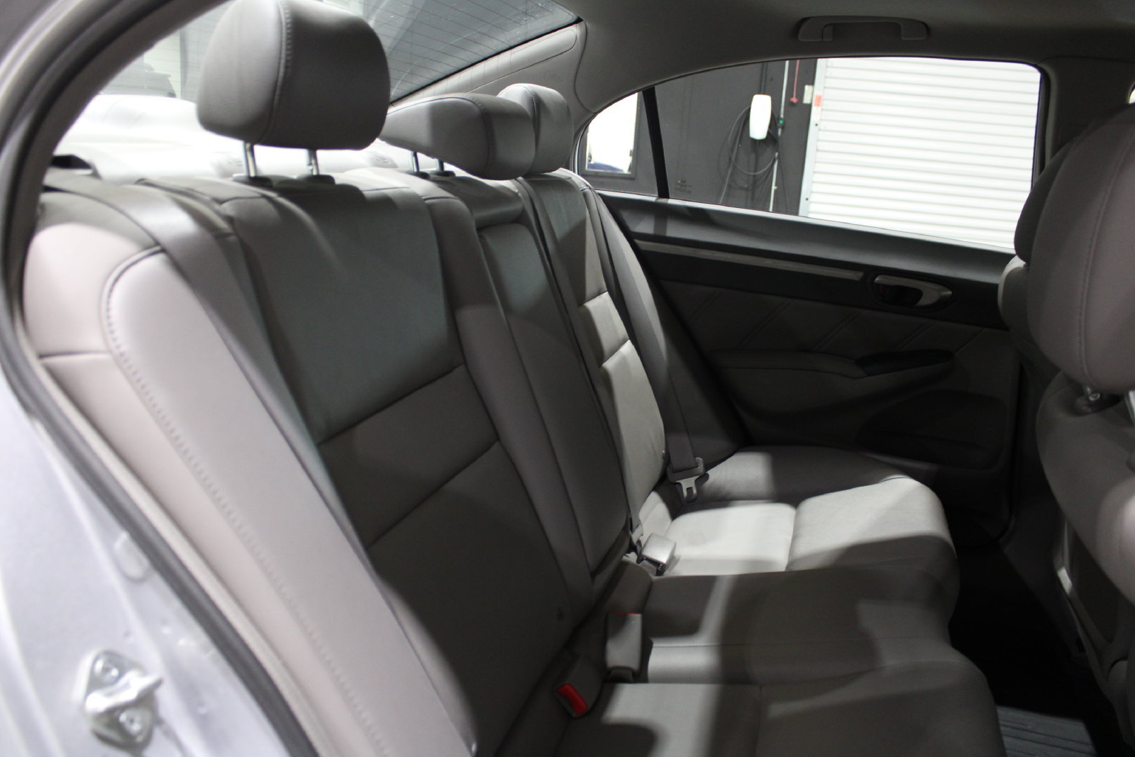 Used 2010 Honda Civic EX-L image 15