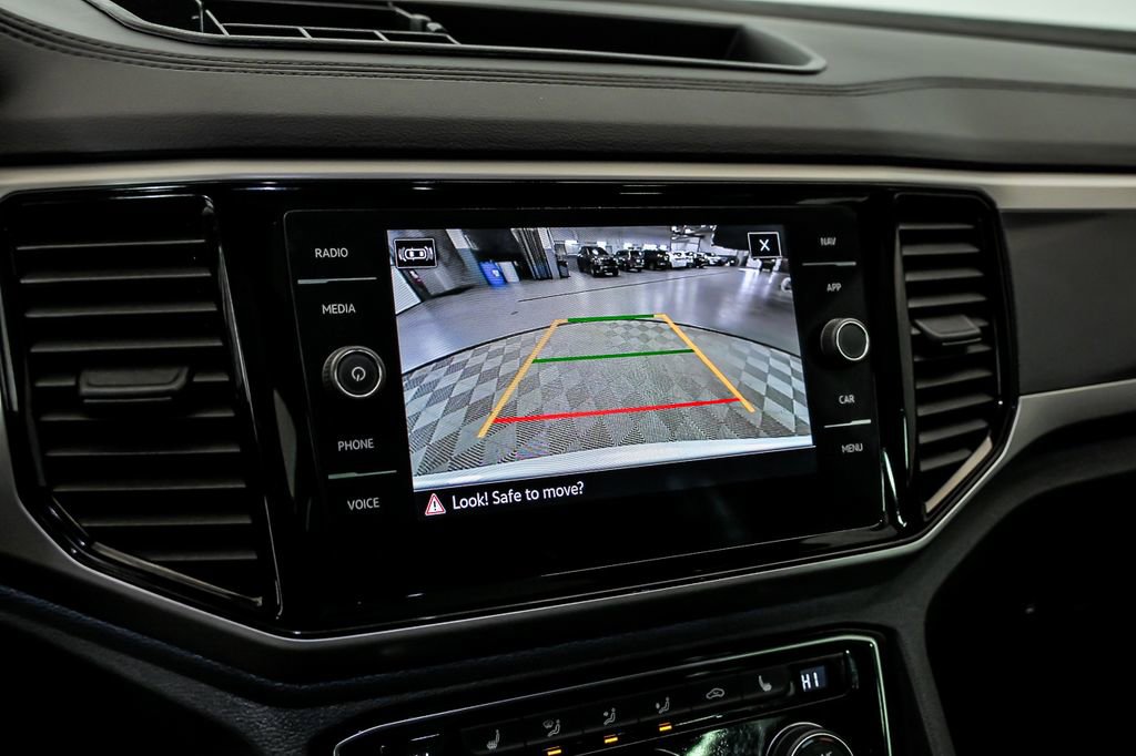 Certified 2023 Volkswagen Atlas Cross Sport SEL image 19