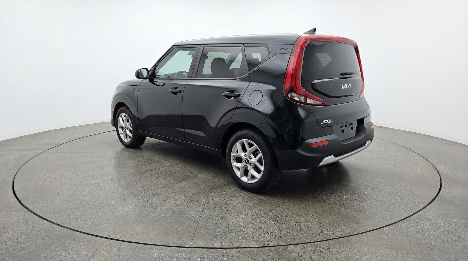Used 2025 Kia Soul LX w/ LX Technology Package image 6