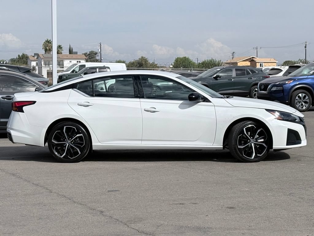 New 2026 Nissan Altima 2.5 SR FWD image 3