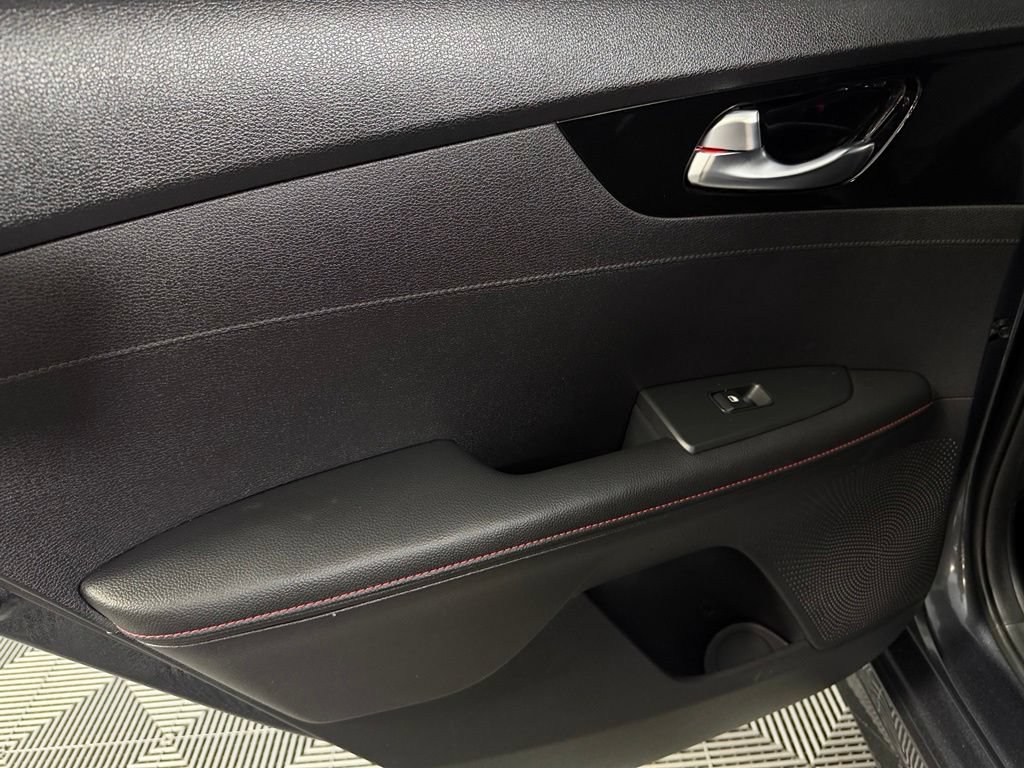 Used 2021 Kia Forte GT w/ GT2 Package FWD image 28