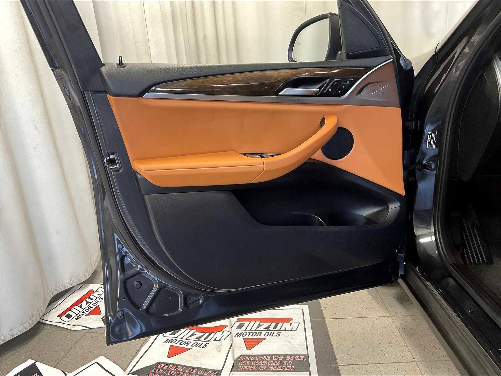 Used 2022 BMW X3 xDrive30i w/ Premium Package 2 image 9