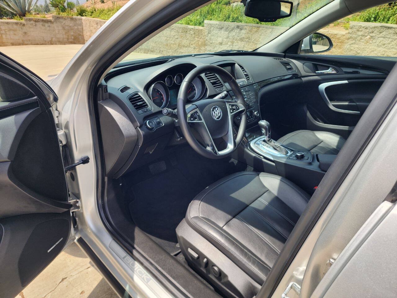 Used 2011 Buick Regal CXL w/ RL6 Preferred Equipment Group FWD image 13