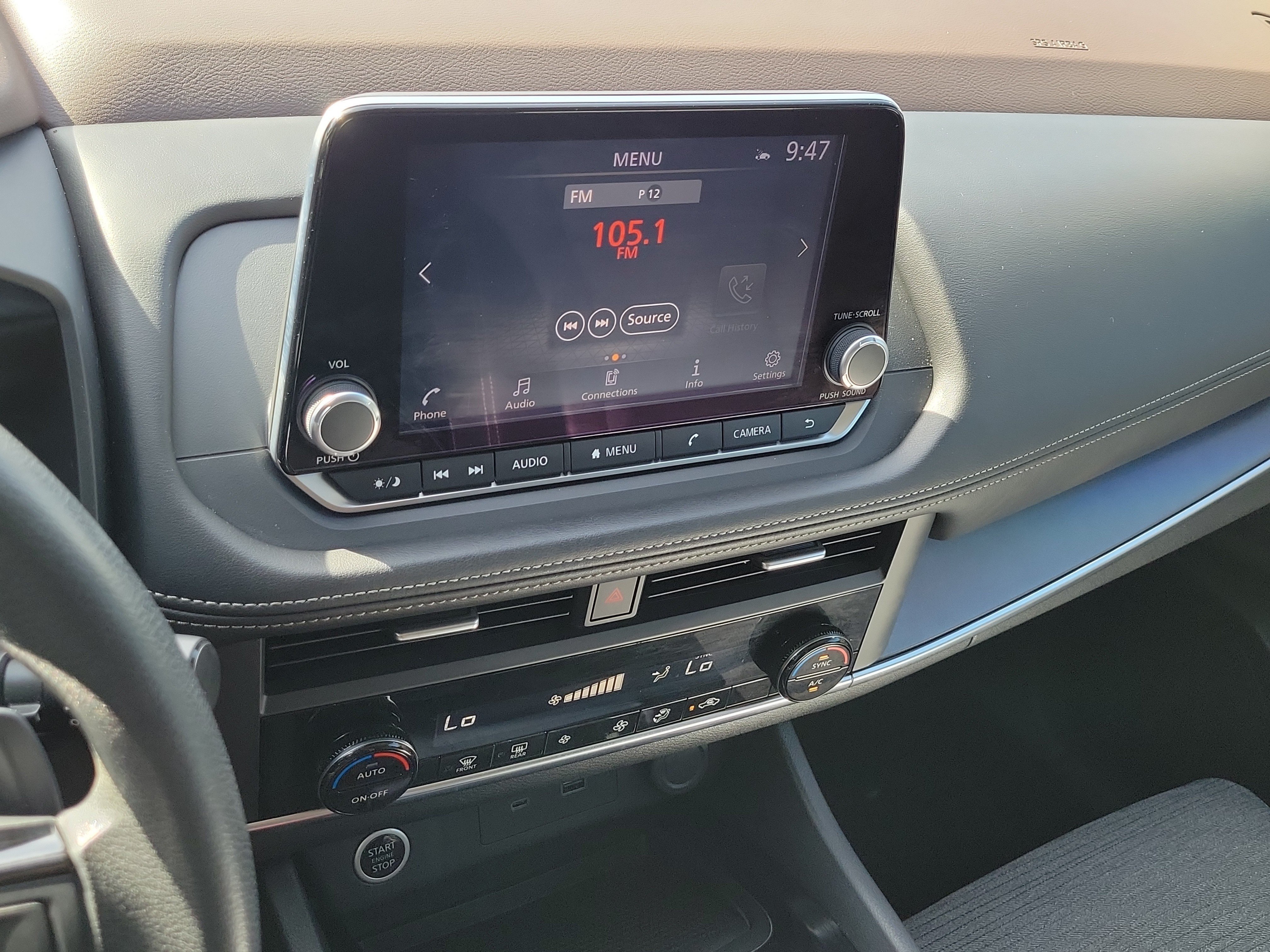 Used 2023 Nissan Rogue SV FWD image 24