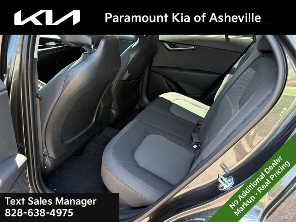 New 2026 Kia Niro LX FWD image 19