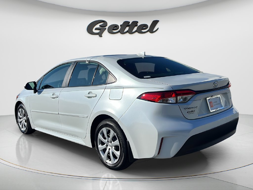 Used 2024 Toyota Corolla LE FWD image 7