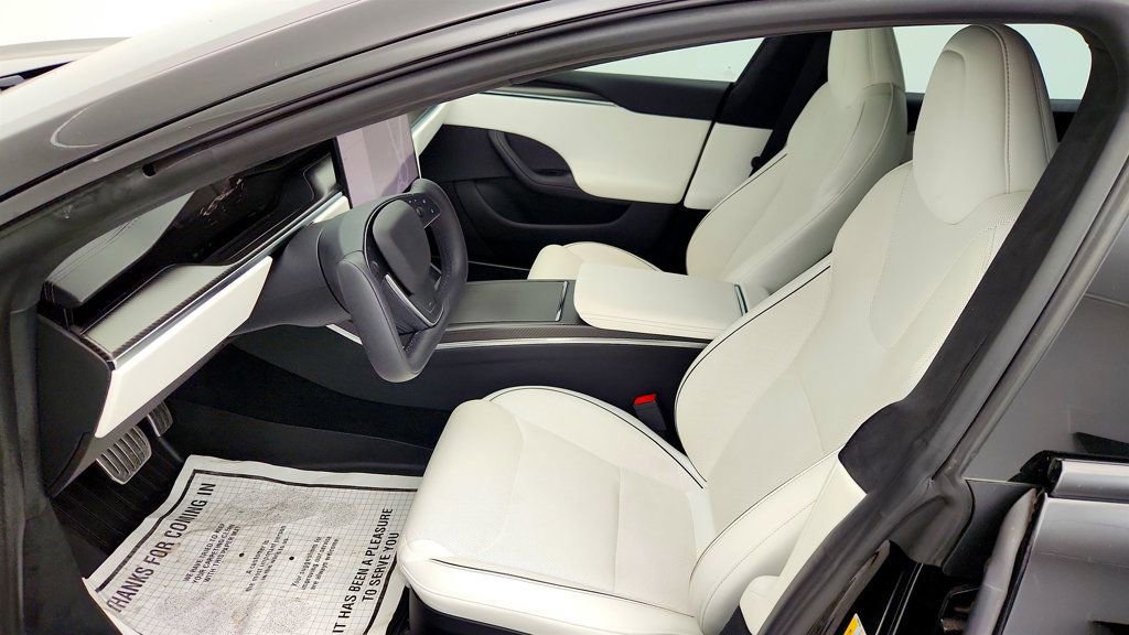 Used 2022 Tesla Model S Plaid image 25