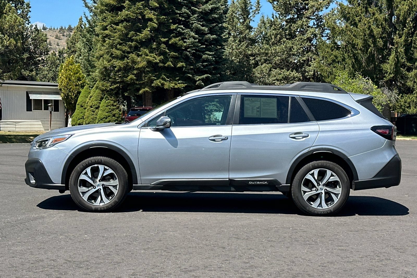 Used 2022 Subaru Outback Limited AWD/4WD image 7