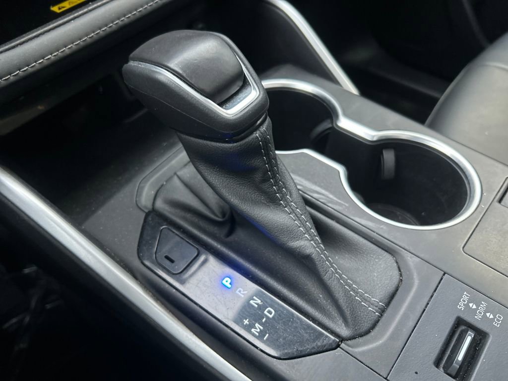 Used 2023 Toyota Highlander XLE image 18