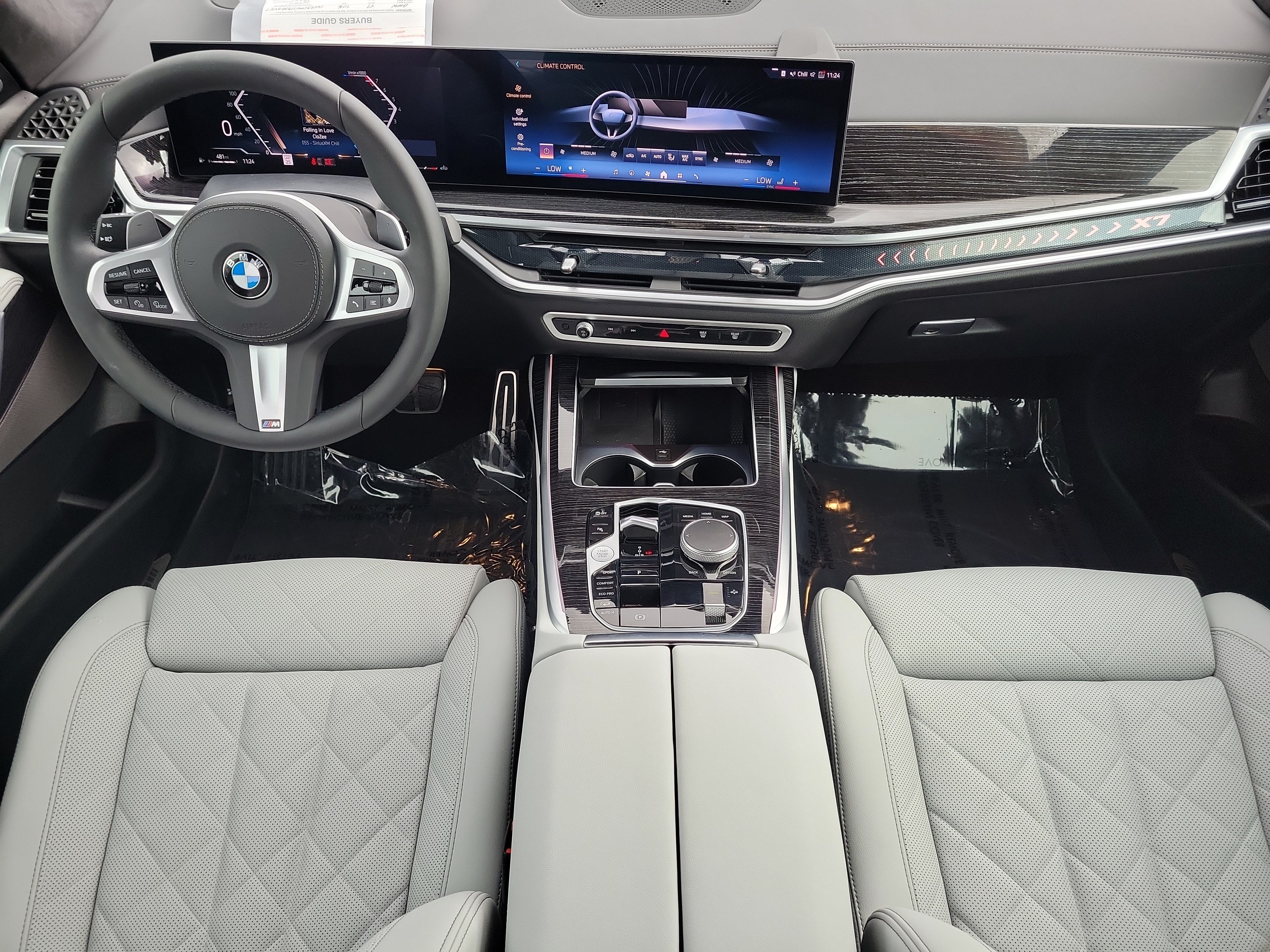 Used 2026 BMW X7 xDrive40i w/ M Sport Package AWD/4WD image 15