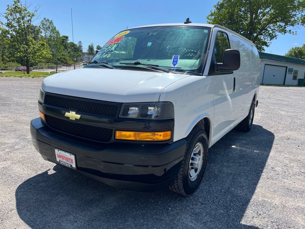Used 2018 Chevrolet Express 2500 w/ Driver Convenience Package RWD image 8