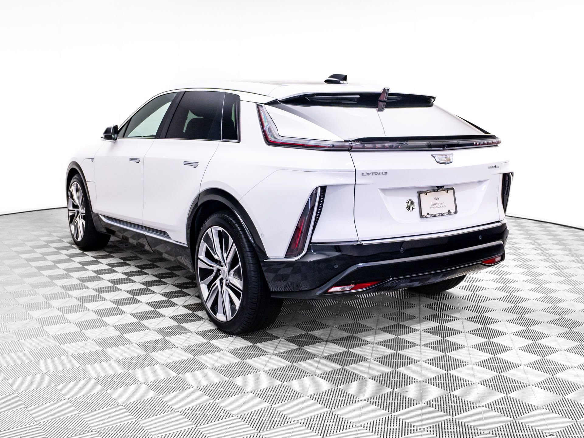 Certified 2025 Cadillac Lyriq Luxury w/ LPO, Floor Liner Package image 3