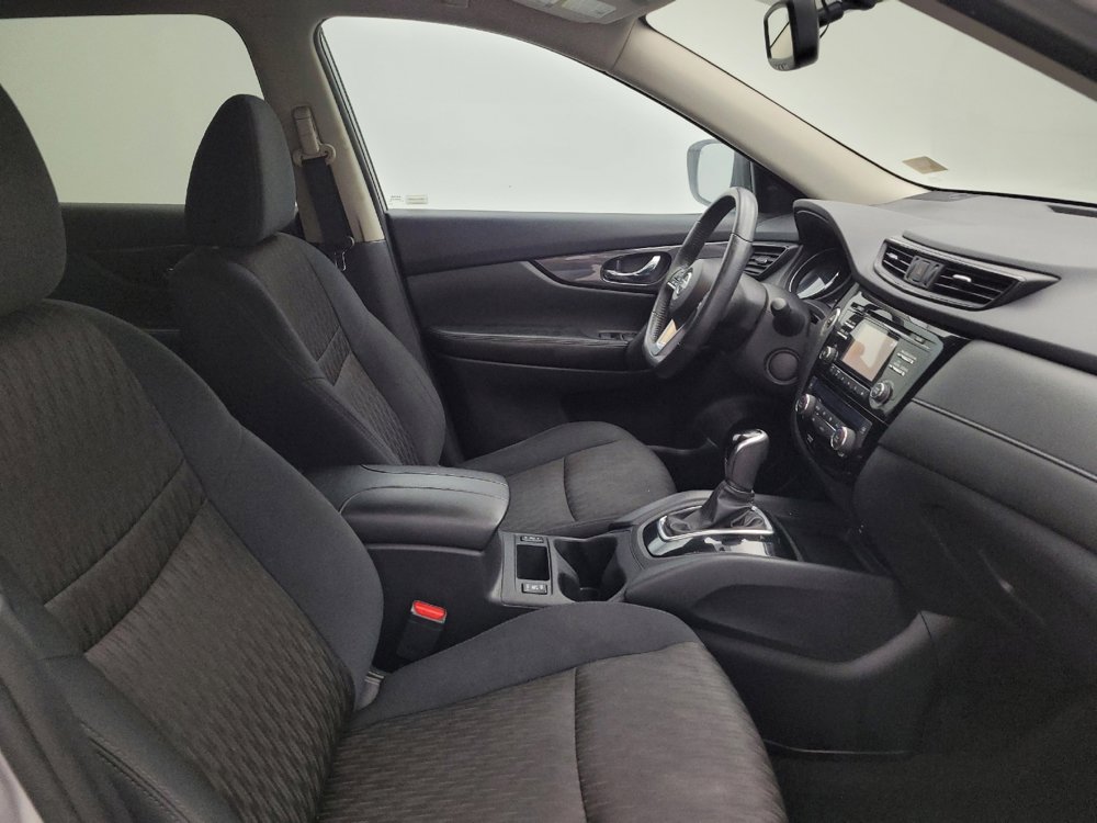 Used 2017 Nissan Rogue SV AWD/4WD image 21