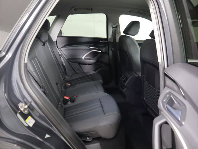 Used 2025 Audi Q5 Premium w/ Convenience Package AWD/4WD image 23