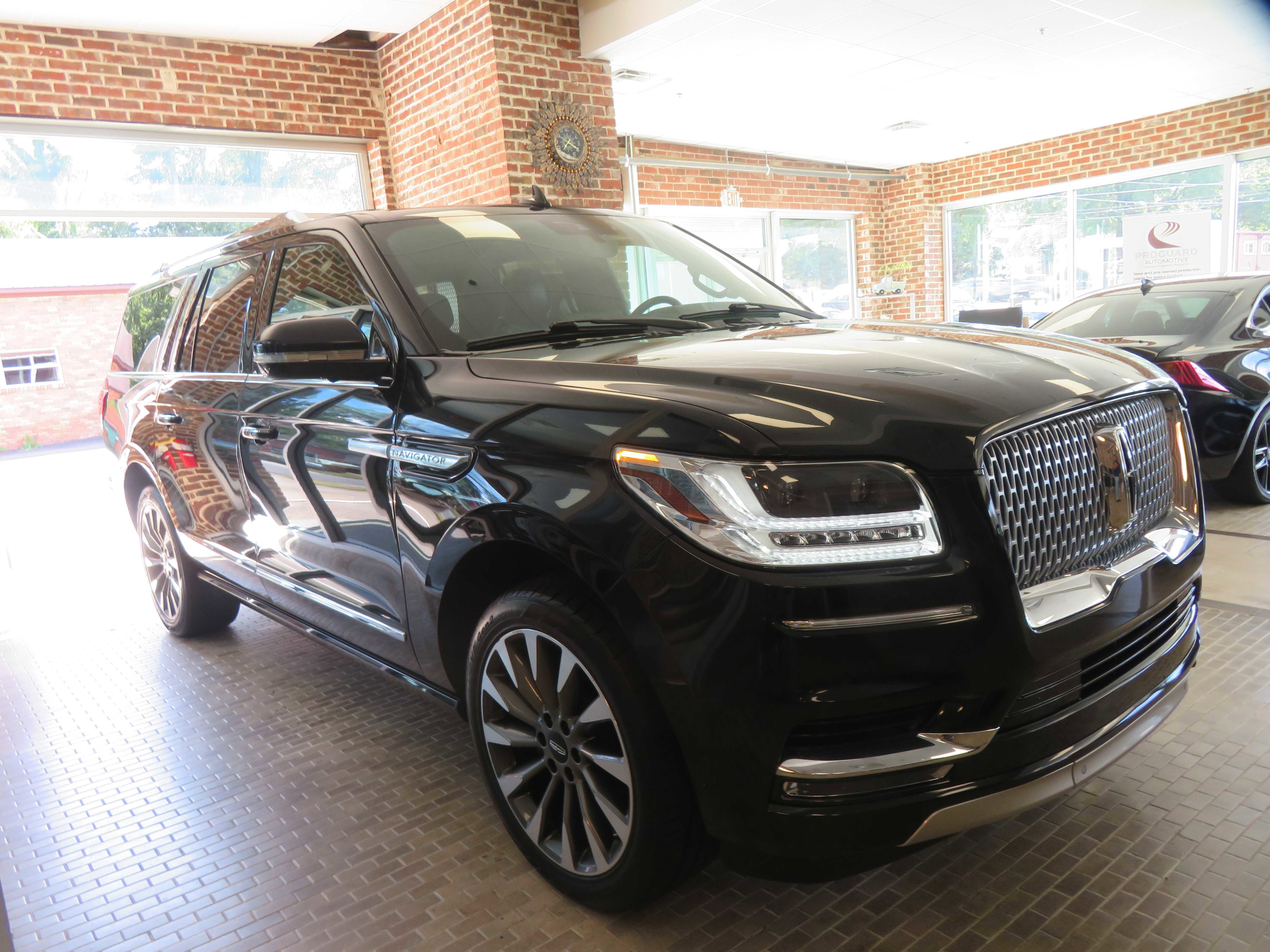 Used 2020 Lincoln Navigator L Reserve image 64