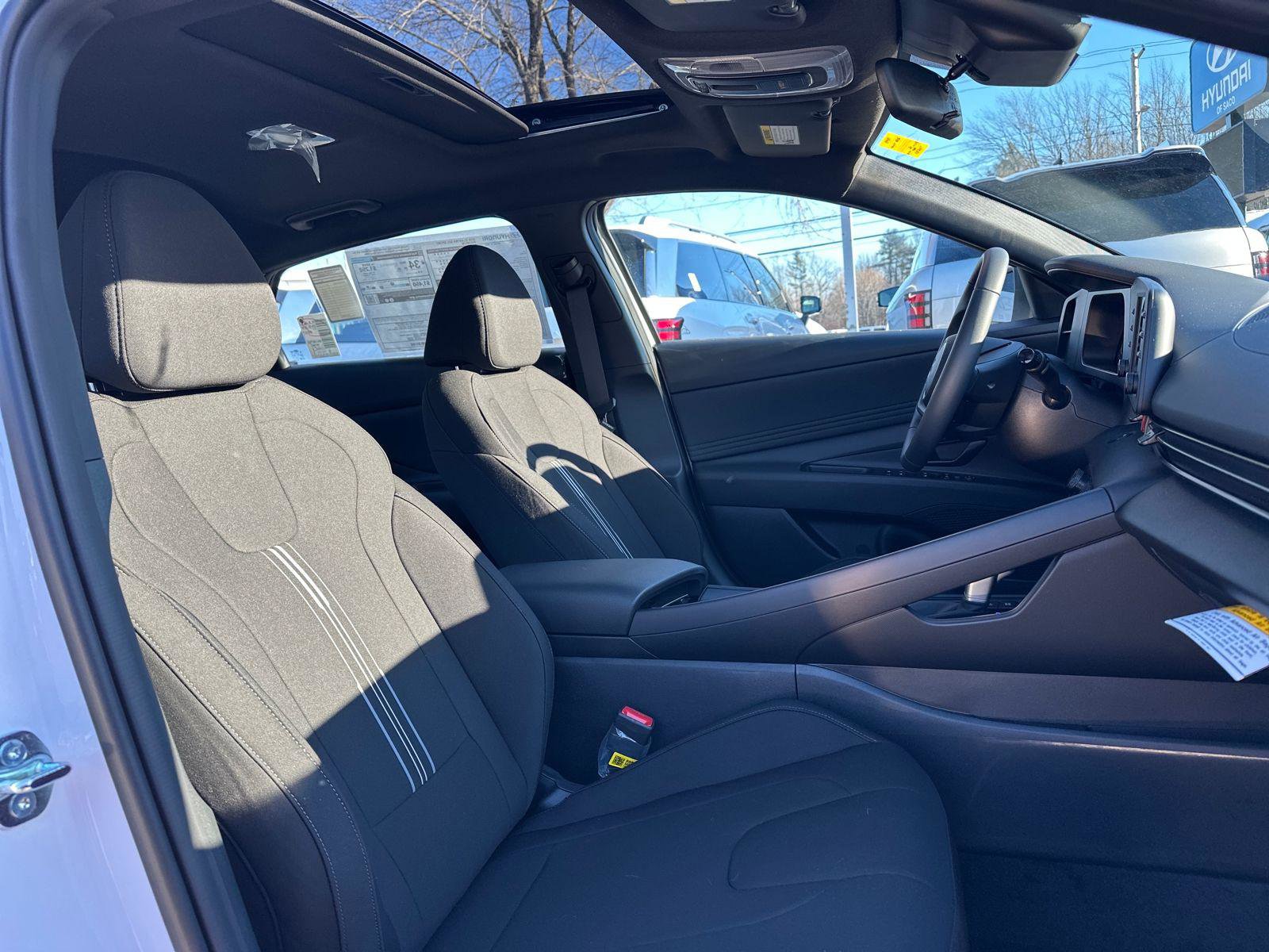 New 2026 Hyundai Elantra SEL Sport Premium image 21