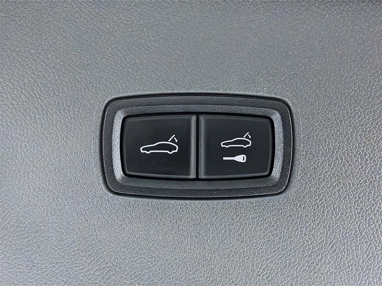Used 2021 Porsche Cayenne GTS AWD/4WD image 24