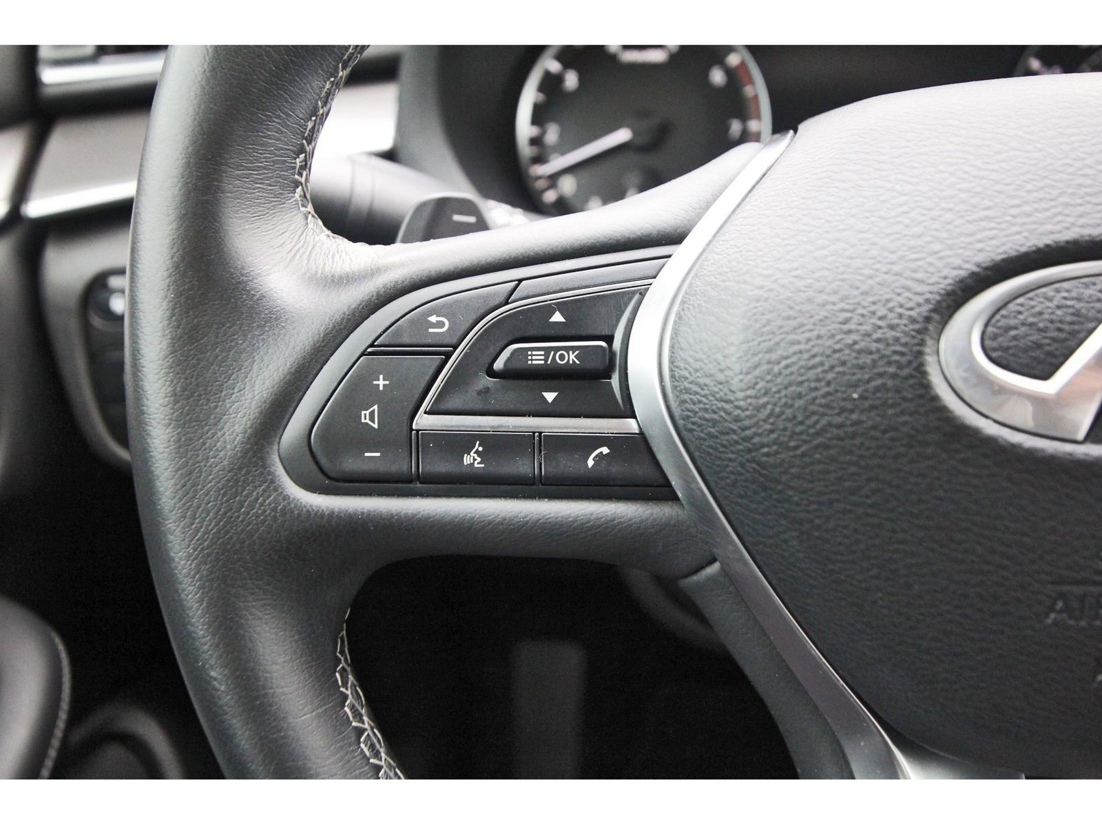 Used 2022 INFINITI QX50 Luxe image 18