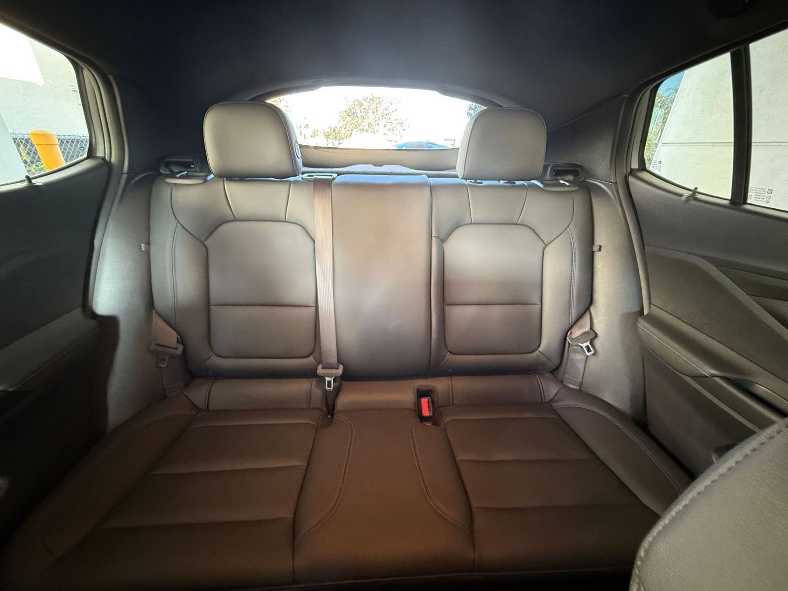 Used 2025 Buick Envista Sport Touring image 38