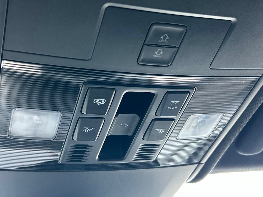 Used 2020 Volkswagen Atlas Cross Sport SEL FWD image 43