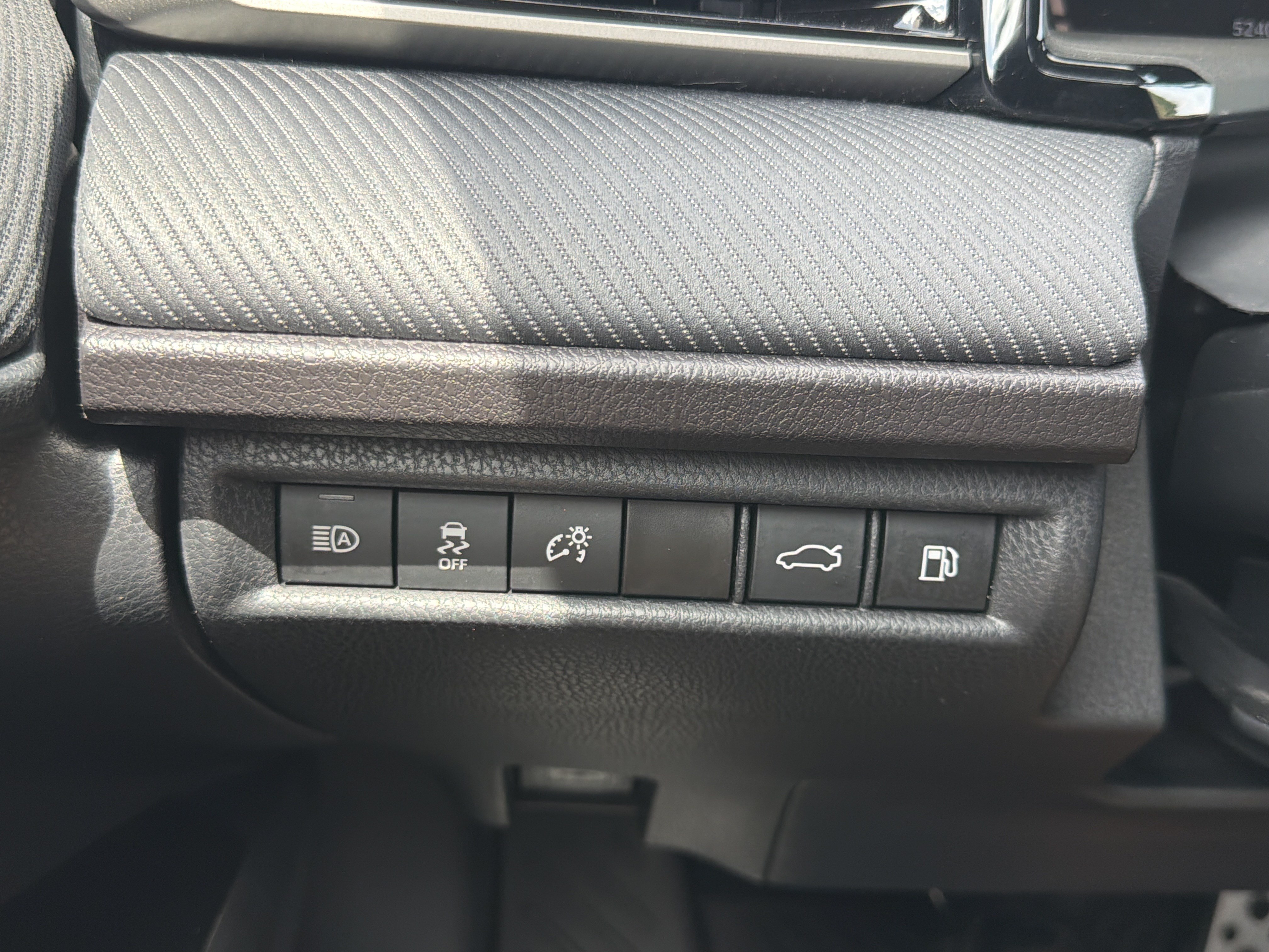 Certified 2025 Toyota Camry SE FWD image 12