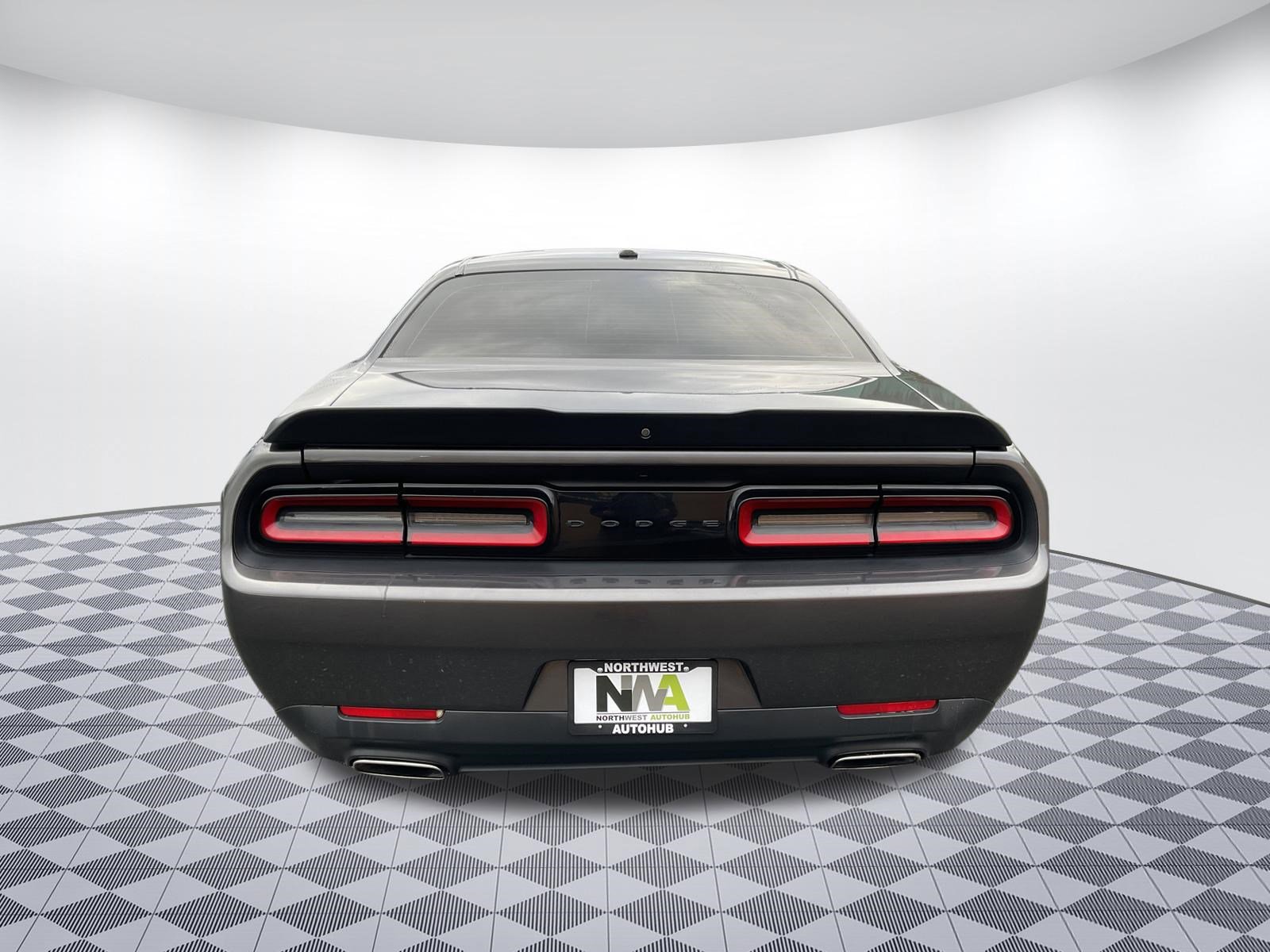Used 2021 Dodge Challenger SXT w/ Blacktop Package image 4