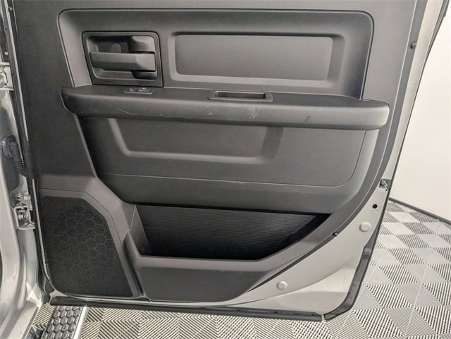 Used 2018 RAM 2500 Tradesman w/ Chrome Appearance Group image 28