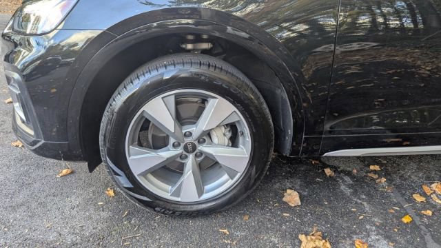 Used 2024 Audi Q5 2.0T Premium Plus w/ Premium Plus Package image 9