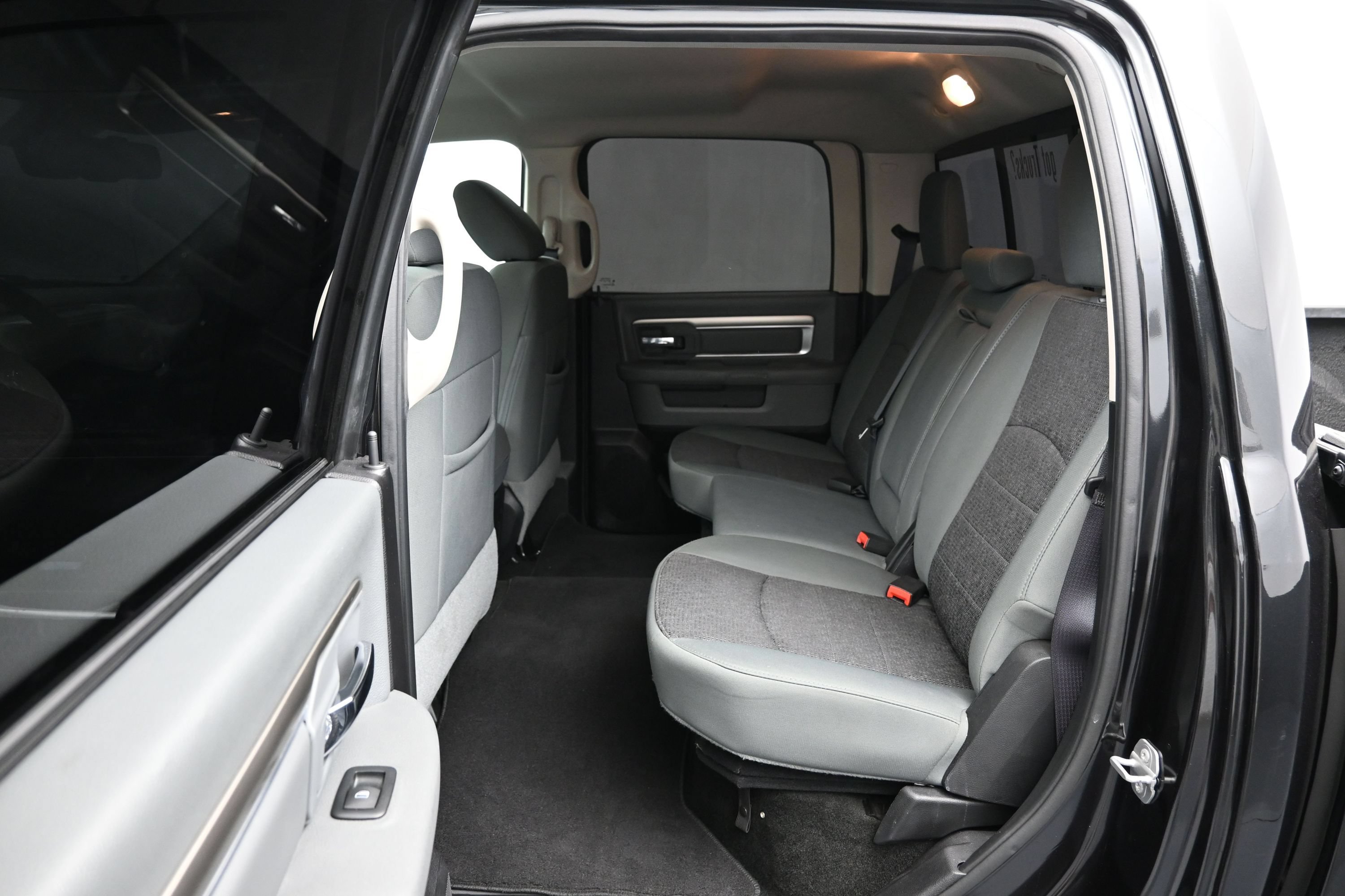 Used 2016 RAM 1500 Lone Star RWD image 11