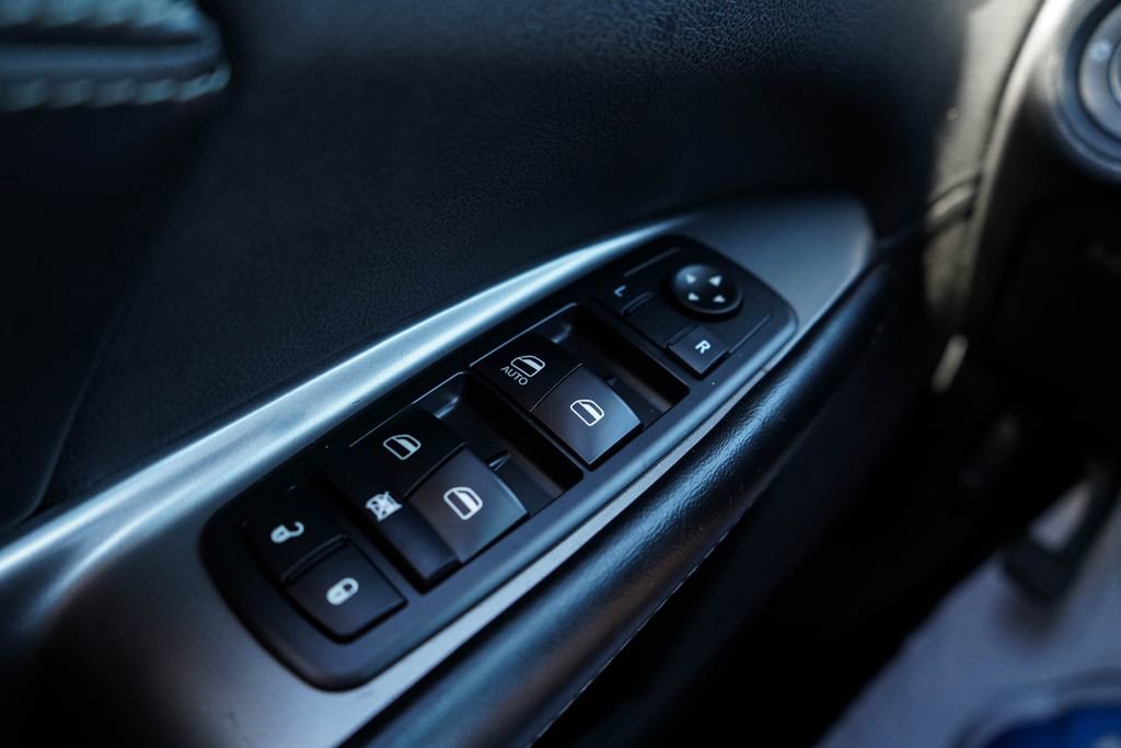 Used 2019 Dodge Journey Crossroad AWD/4WD image 29