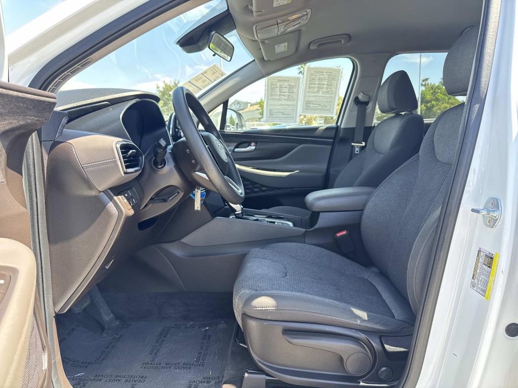 Used 2019 Hyundai Santa Fe SE image 20