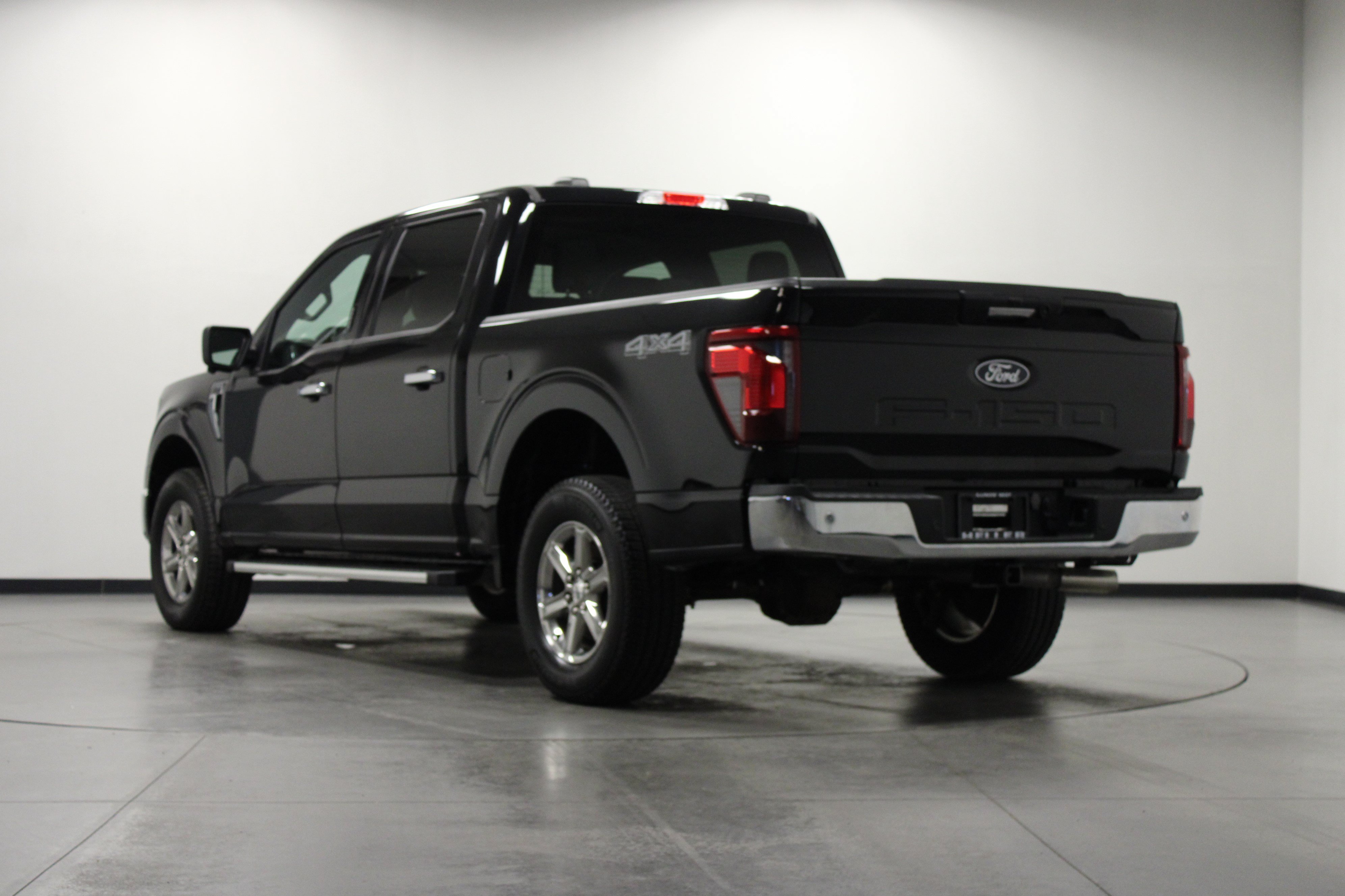 Used 2024 Ford F150 XLT w/ Mobile Office Package AWD/4WD image 6