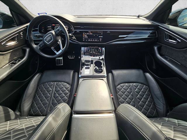 Used 2022 Audi SQ8 Prestige image 13