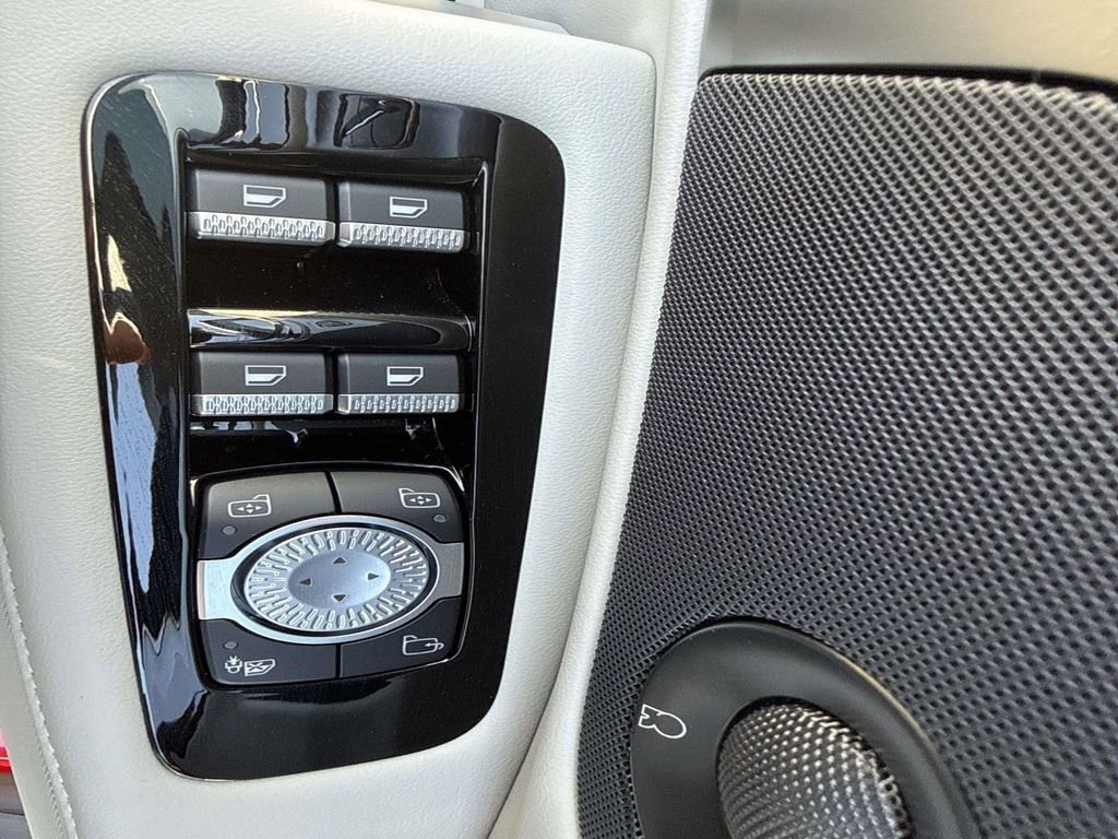 New 2026 Lincoln Nautilus Reserve image 18