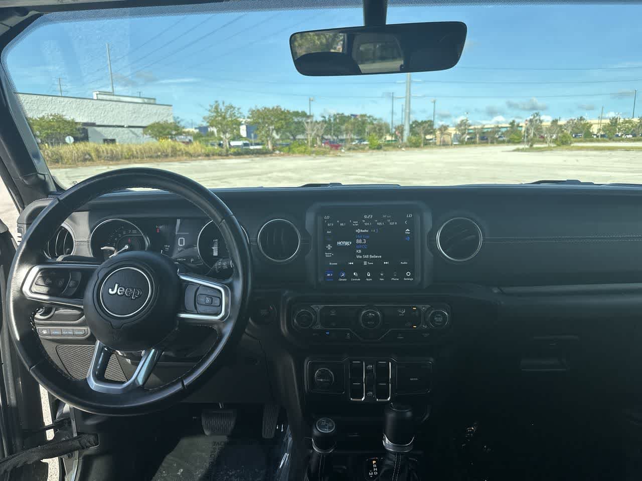 Certified 2022 Jeep Wrangler Unlimited Sahara AWD/4WD image 19