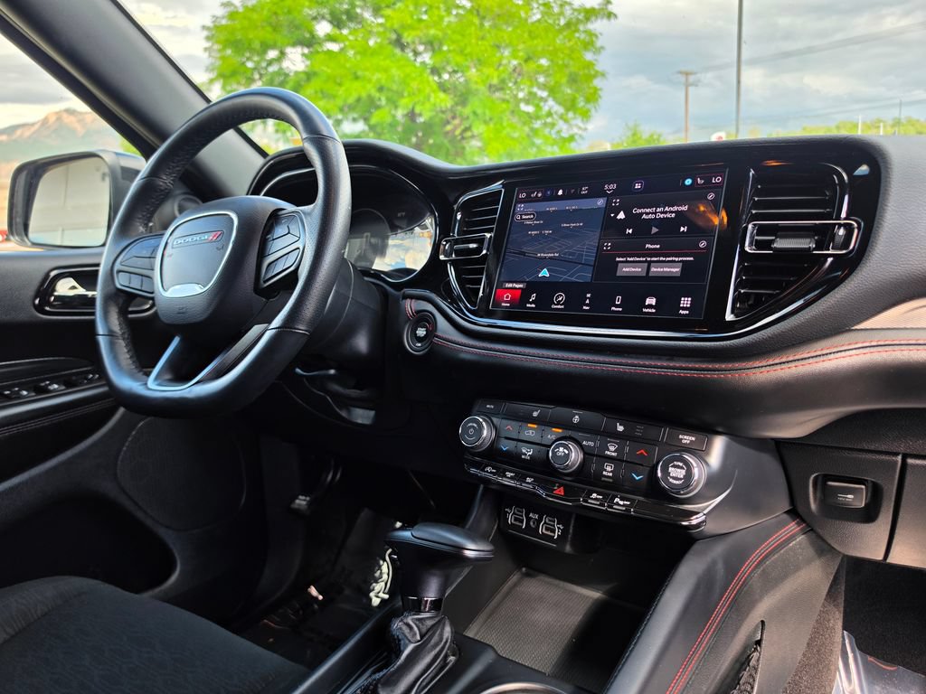 Used 2025 Dodge Durango GT AWD/4WD image 17
