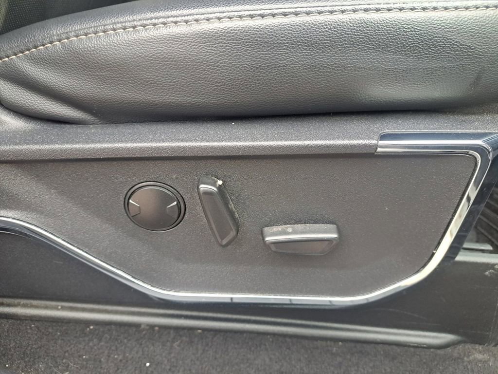 Used 2024 Ford F250 Lariat w/ Lariat Ultimate Package image 17