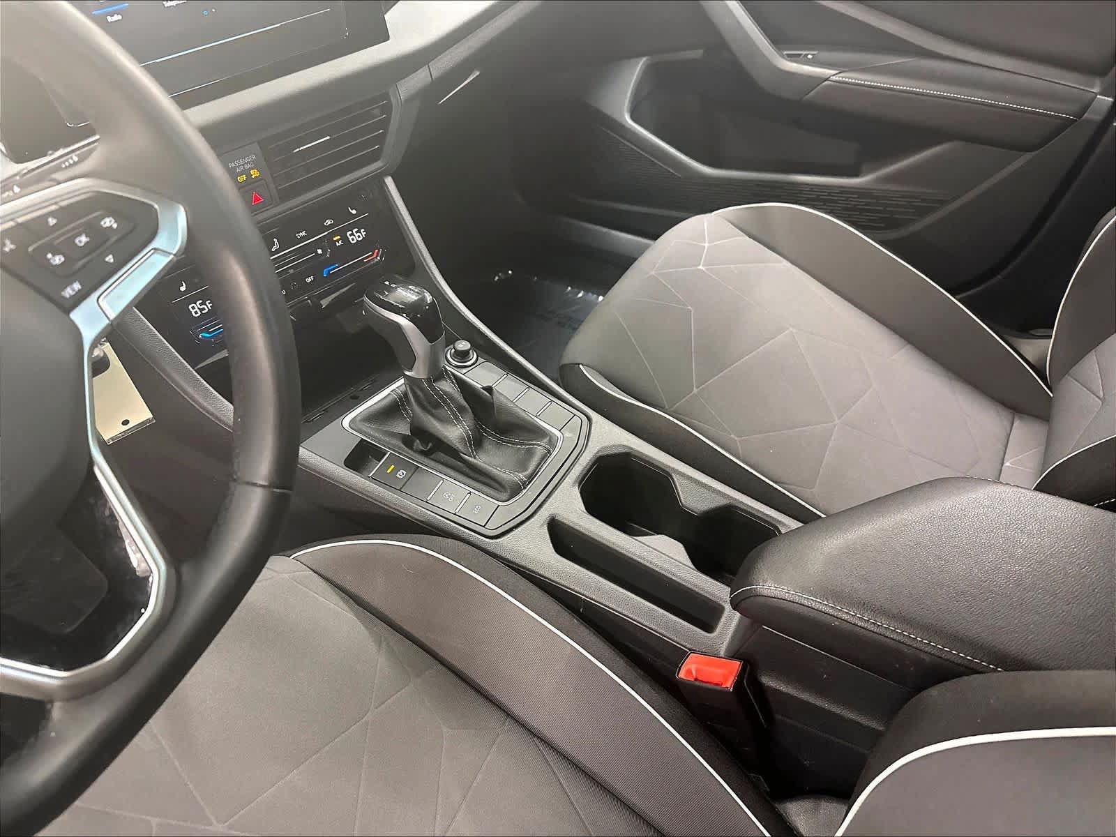 Used 2026 Volkswagen Jetta Sport FWD image 19