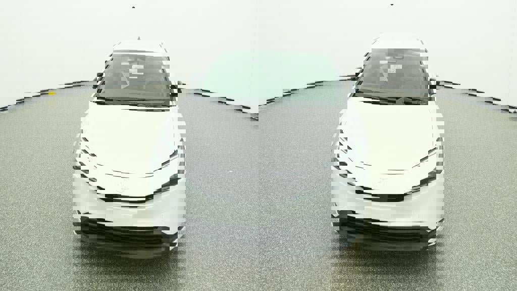 New 2026 Toyota Prius LE image 15