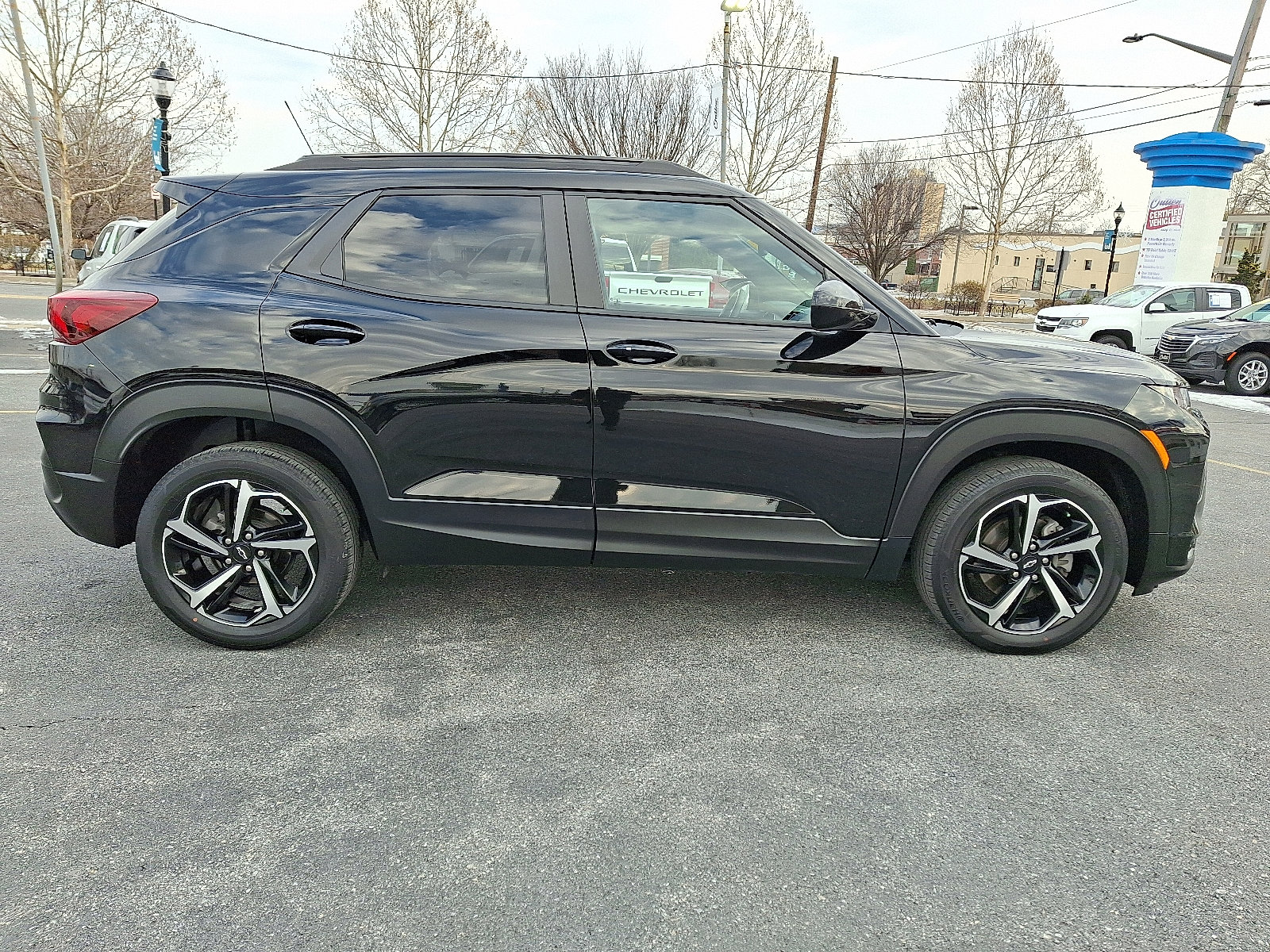Used 2023 Chevrolet TrailBlazer RS w/ Convenience Package image 6