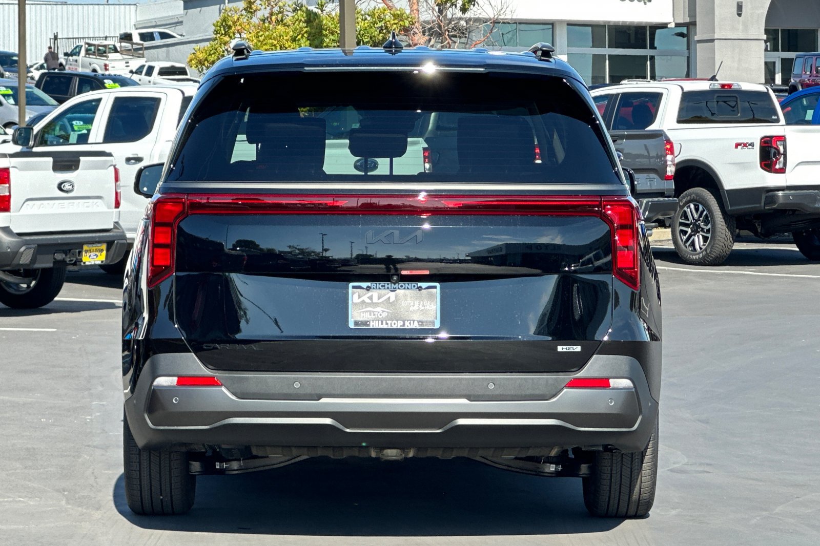 New 2027 Kia Carnival SX FWD image 5