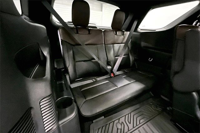 Used 2024 Ford Explorer Platinum w/ Technology Package image 28
