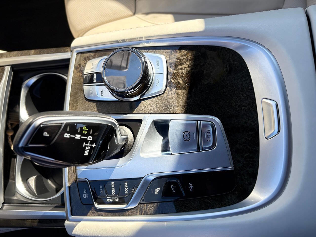 Used 2018 BMW 750i xDrive AWD/4WD image 20