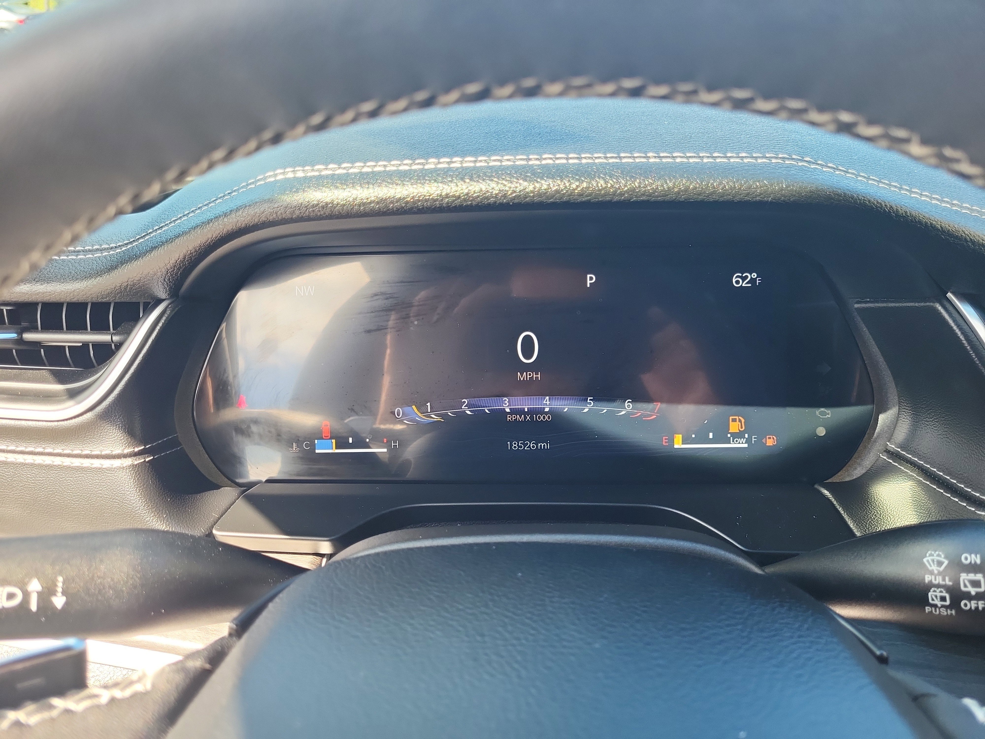 Used 2024 Jeep Grand Cherokee L Limited w/ Black Appearance Package image 5